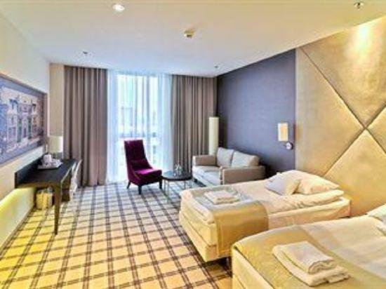 Hotel Rzeszow Dış mekan fotoğraf