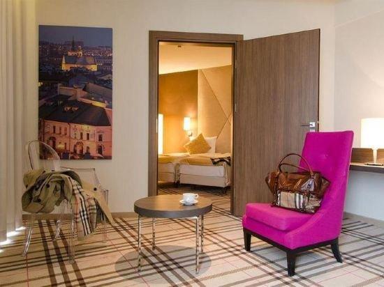 Hotel Rzeszow Dış mekan fotoğraf