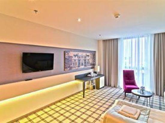 Hotel Rzeszow Dış mekan fotoğraf