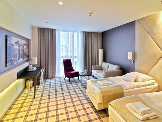 Hotel Rzeszow Dış mekan fotoğraf