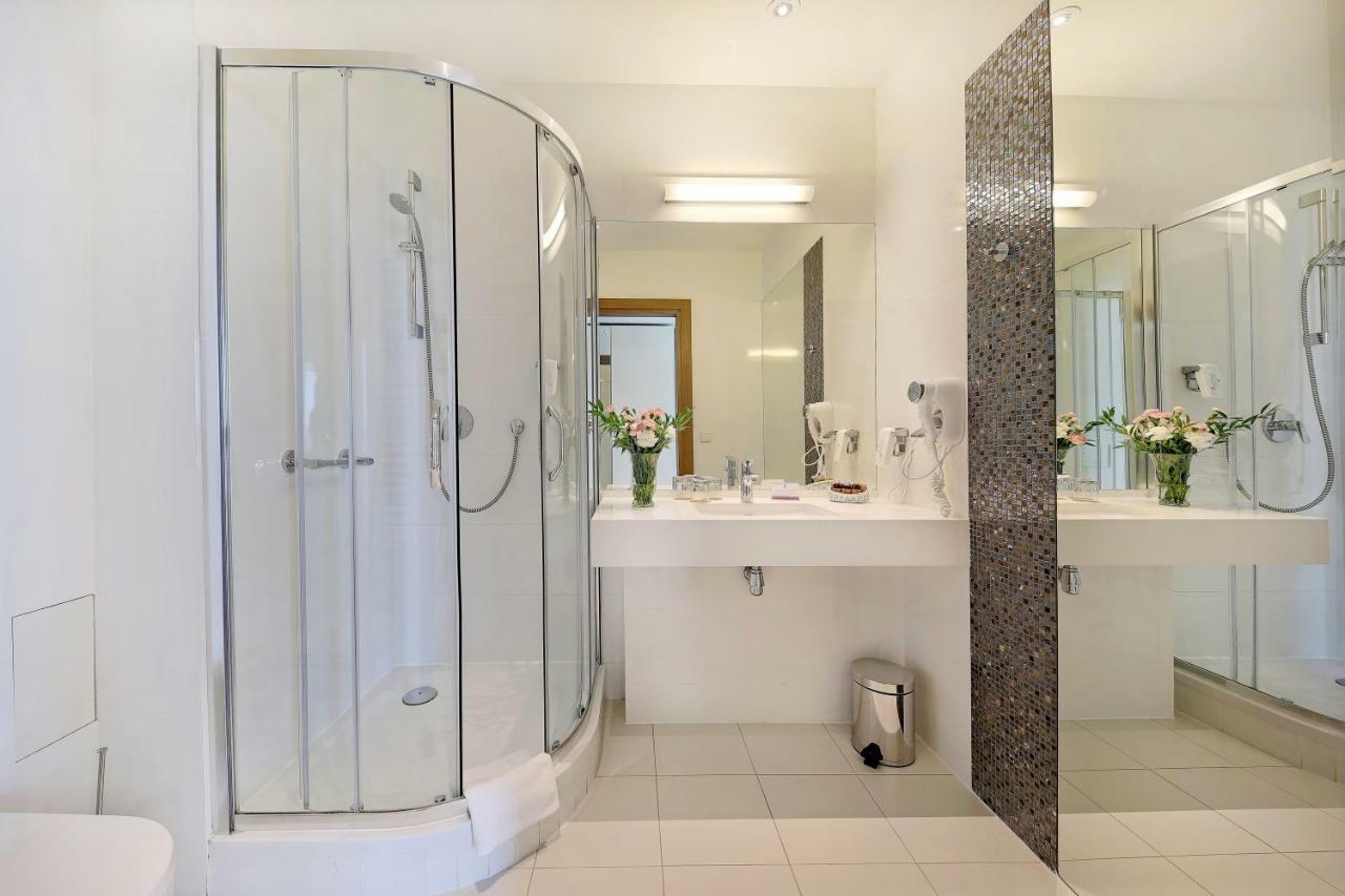 Hotel Rzeszow Dış mekan fotoğraf