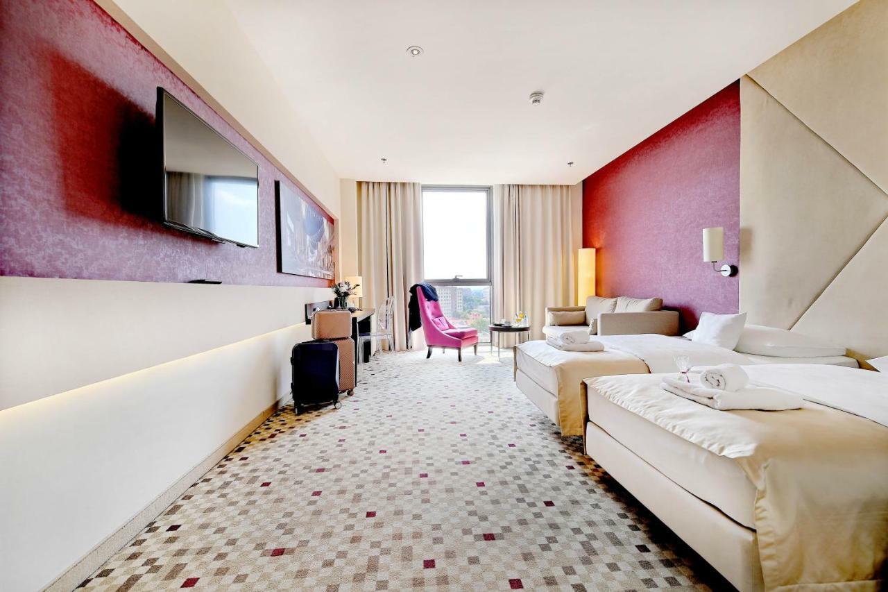 Hotel Rzeszow Dış mekan fotoğraf
