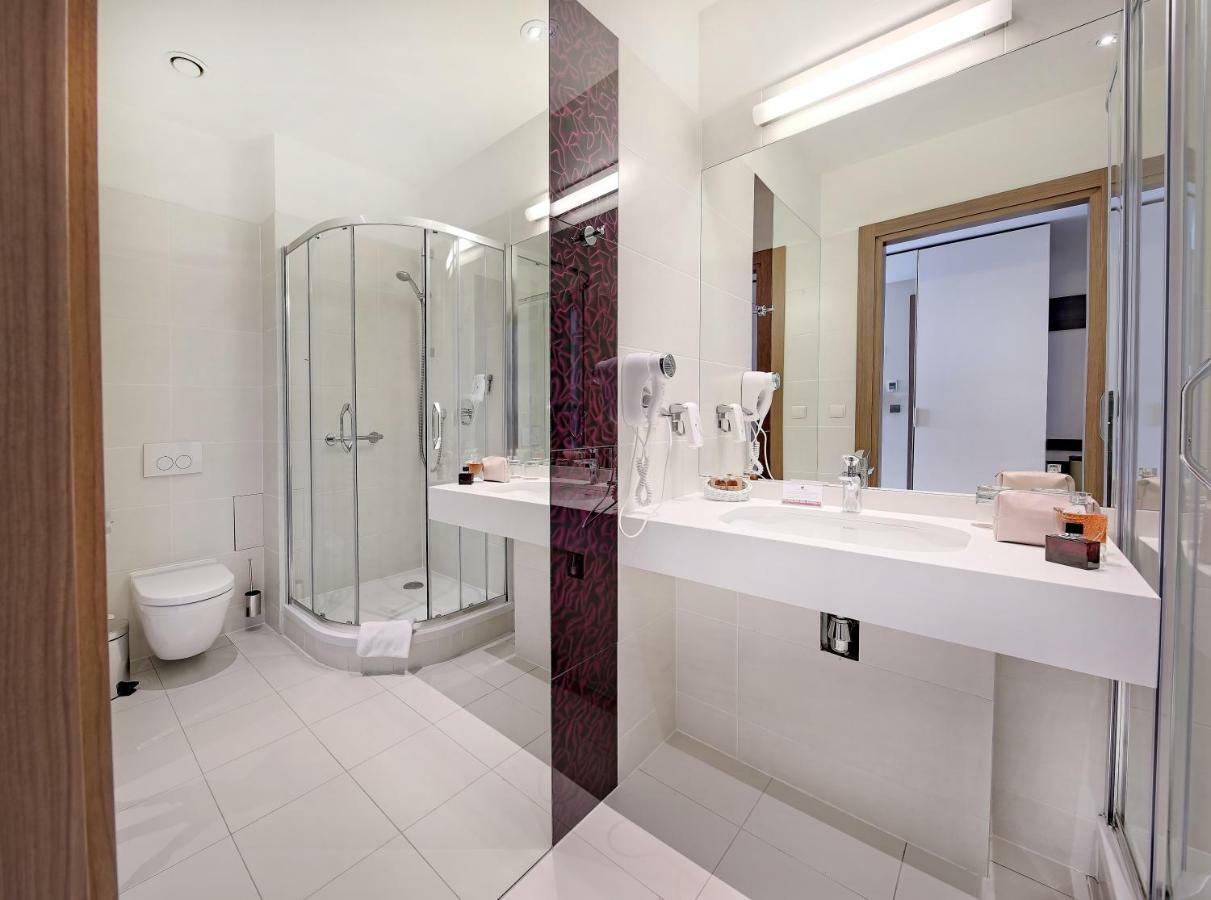 Hotel Rzeszow Dış mekan fotoğraf