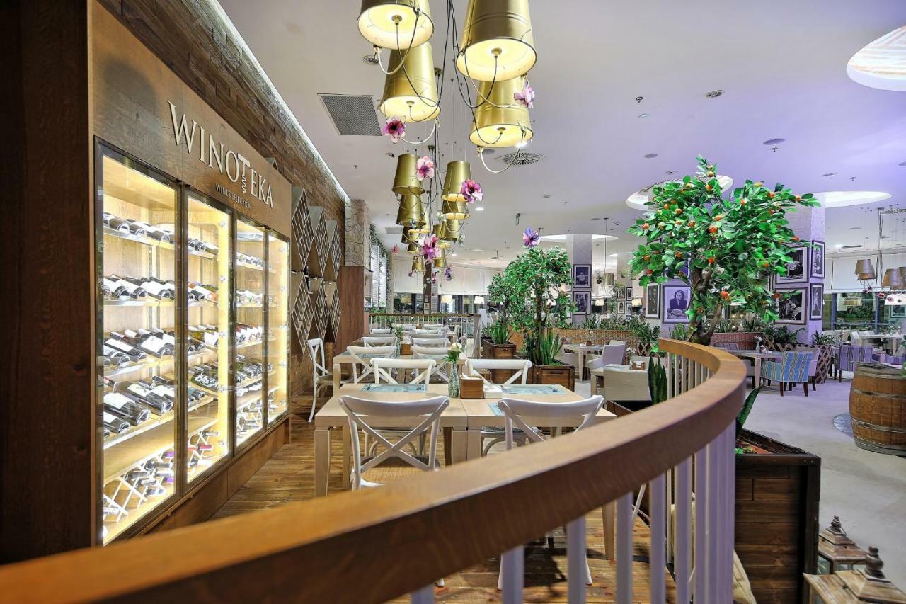 Hotel Rzeszow Dış mekan fotoğraf
